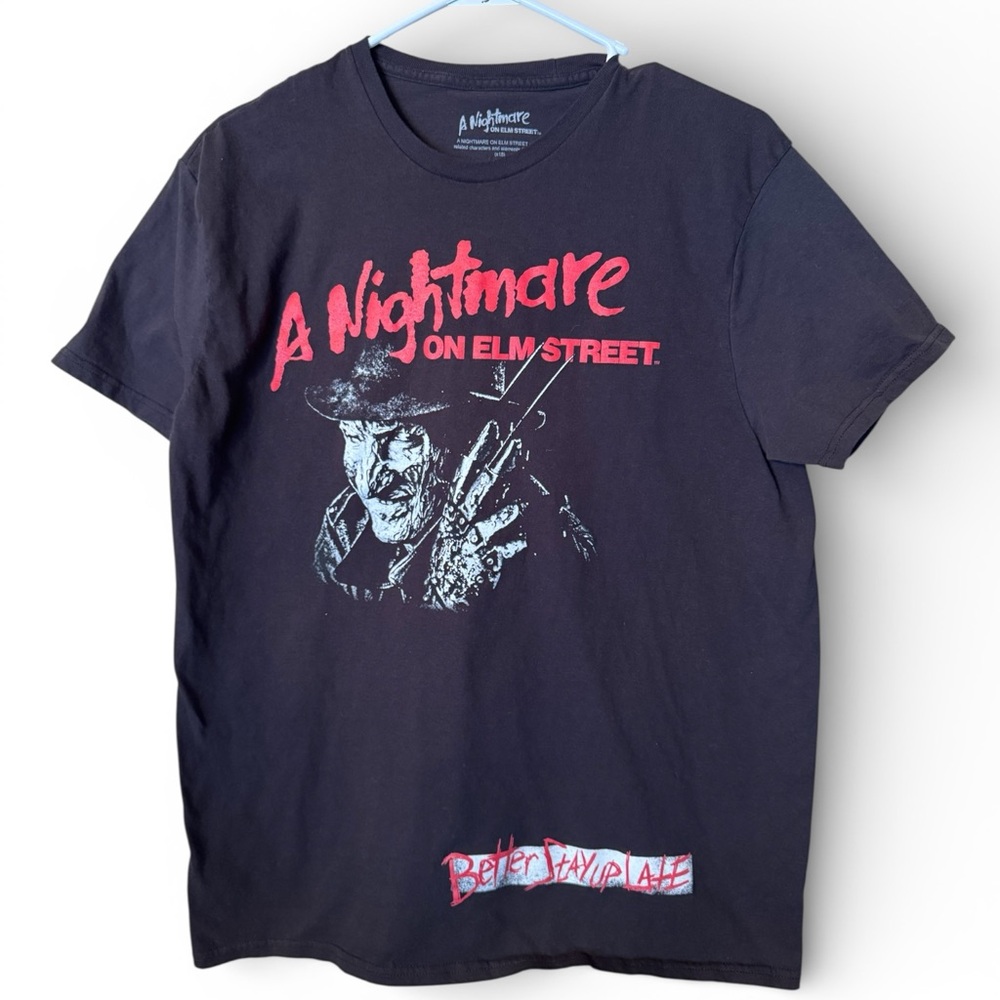 Nightmare on Elm Street Better Stay Up Late graphic T-shirt Large